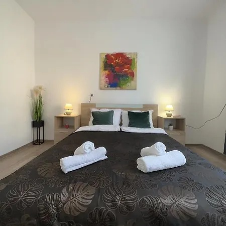Apartament Adelina *